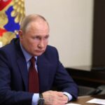 Unión Europea impone sanciones contra dos hijas de Vladimir Putin